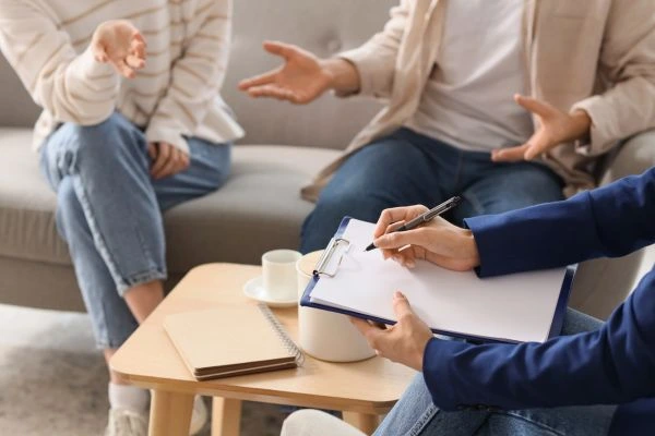 Image of divorce mediation Dyfed in progress.